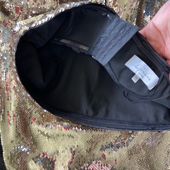 L'ACADEMIE Mea Mini Dress Champagne Silver Sequin Strapless Size Small Gold Sexy - Picture 16 of 16